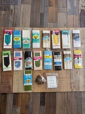 Vintage Assorted Sewing Notions Pack - Green, Blue, Yellow, White, Black